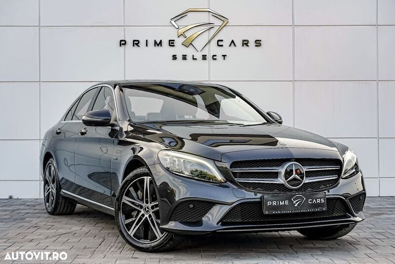 Negru Utilizat 2021 Mercedes C300e Exclusive Berlinǎ | 28.988 EUR - Imagine 1/4