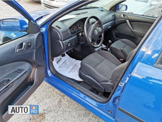 Second-hand Skoda Octavia 100 CP (73 kW) 2006 Albastru marin metalizat Break