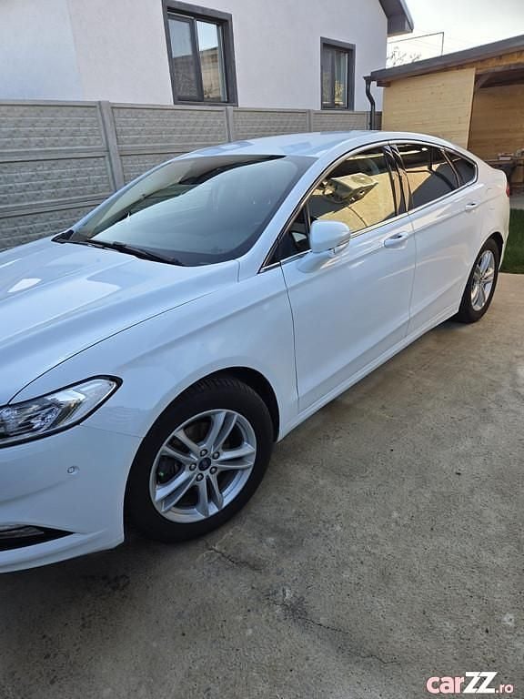 Second-hand Ford Mondeo 150 CP (110 kW) 2018 Berlinǎ