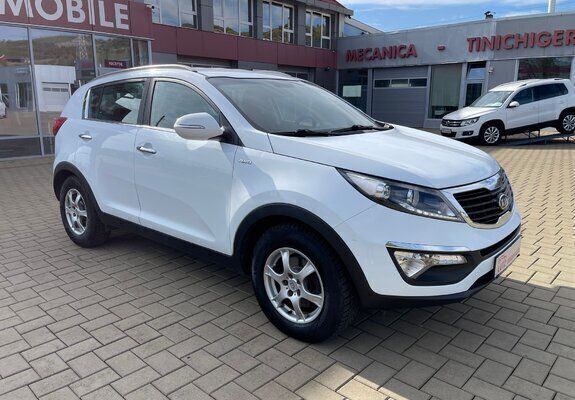 Second-hand Kia Sportage Vision 135 CP (99 kW) 2011 Alb SUV