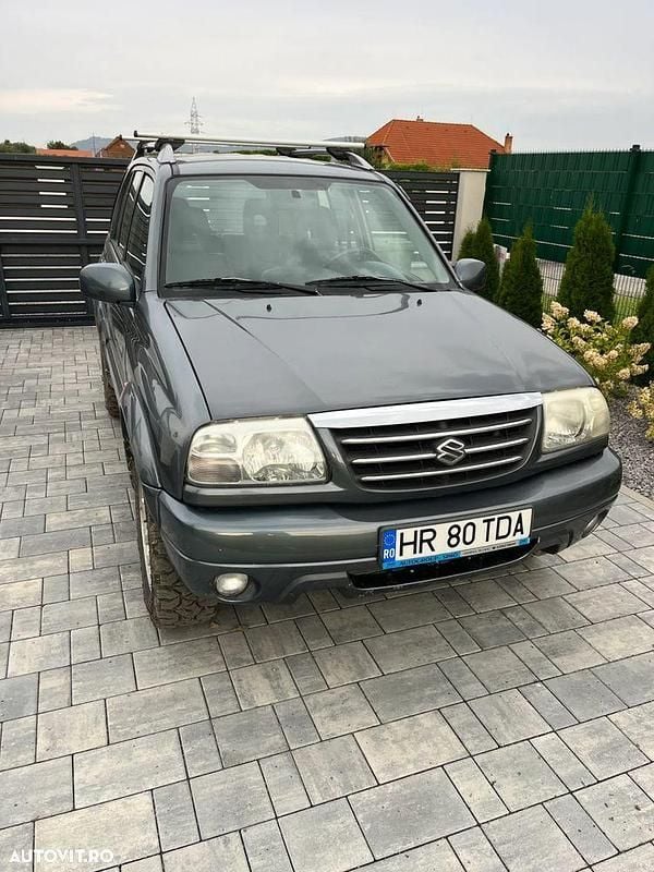 Culoaregri Utilizat 2004 Suzuki Grand Vitara Comfort SUV | 8.150 EUR - Imagine 1/4
