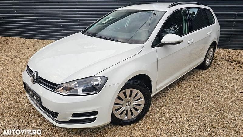 Culoarealb Utilizat 2014 VW Golf VII Comfortline Break | 5.700 EUR (Preț bun) - Imagine 1/4