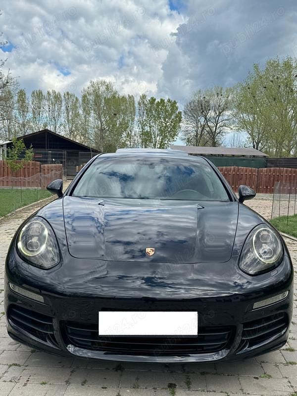 Utilizat 2014 Porsche Panamera Berlinǎ | 31.000 EUR (Preț bun) - Imagine 1/4