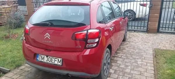 Rosu Second-hand 2014 Citroën C3 Monovolum | 6.500 EUR (Scump) - Imagine 1/4