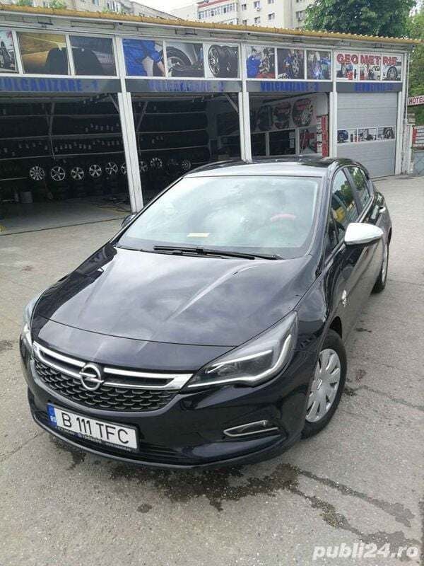 Second-hand Opel Astra Selection 101 CP (74 kW) 2018 Albastru Berlinǎ
