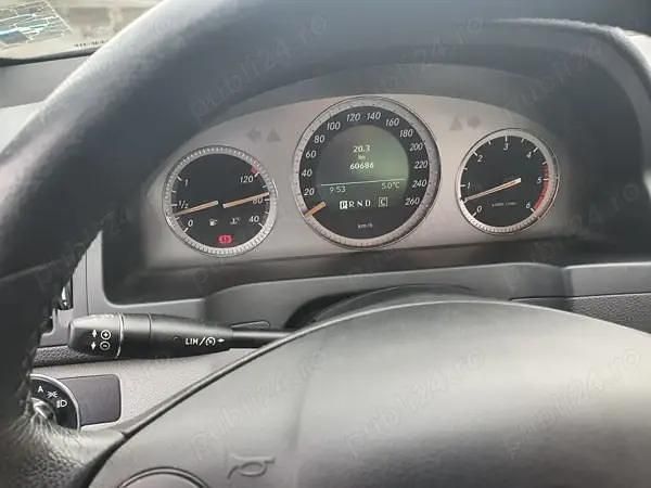 Second-hand Mercedes 320 224 CP (164 kW) 2007 Negru Berlinǎ