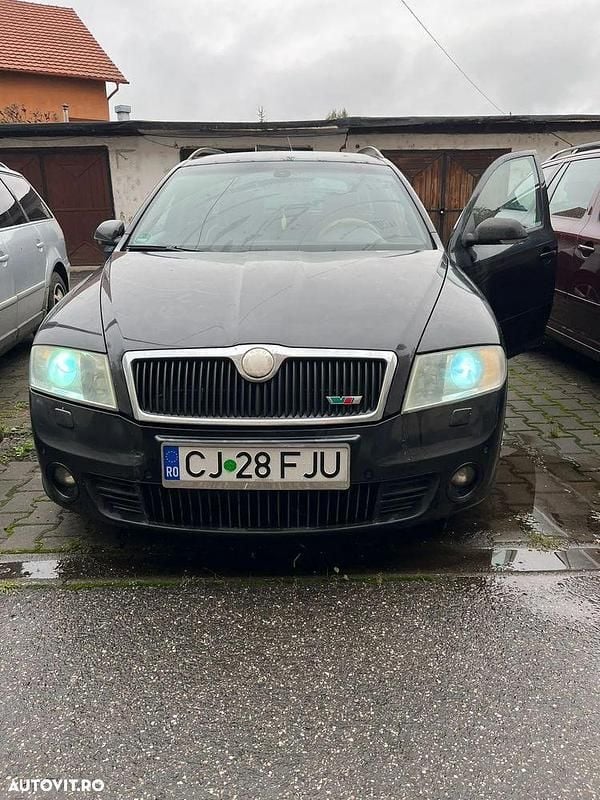 Negru Utilizat 2007 Skoda Octavia RS Break | 2.600 EUR (Super Preț) - Imagine 1/4