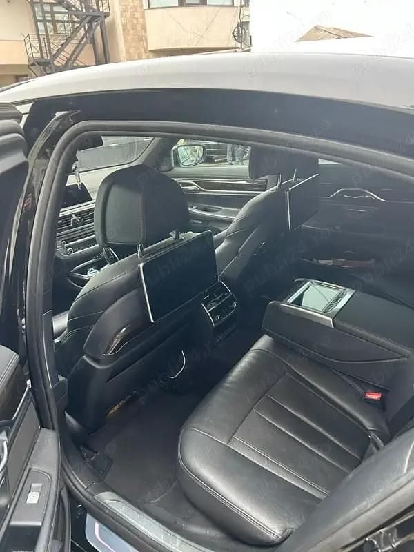 Second-hand BMW 730 245 CP (180 kW) 2016 Berlinǎ