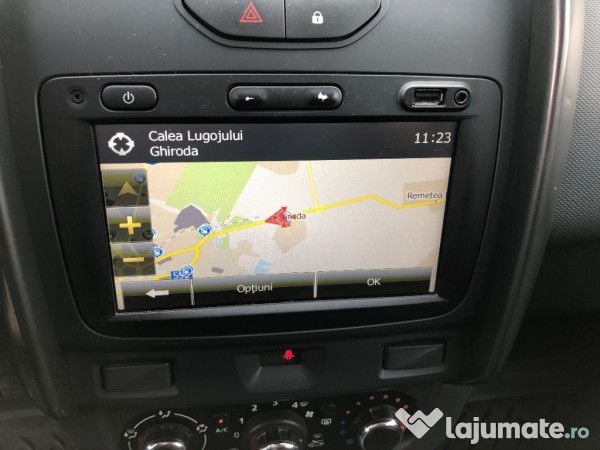 Second-hand Dacia Duster 110 CP (80 kW) 2012 Alb SUV