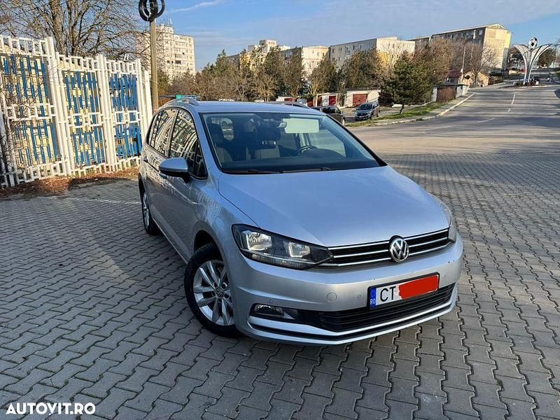 Culoaregri Utilizat 2017 VW Touran Comfortline Monovolum | 9.000 EUR (Preț OK) - Imagine 1/4