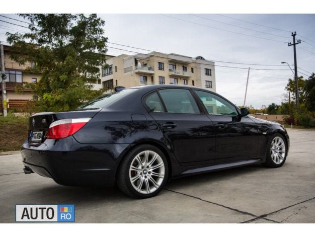 Second-hand BMW 535 272 CP (200 kW) 2005 Negru Berlinǎ
