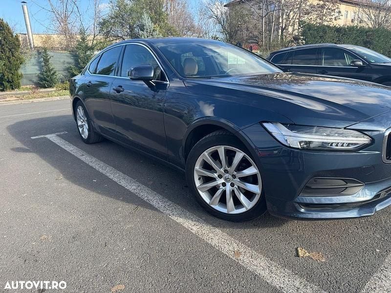 Culoarealbastru Second-hand 2017 Volvo S90 Momentum Berlinǎ | 17.400 EUR (Preț bun) - Imagine 1/4