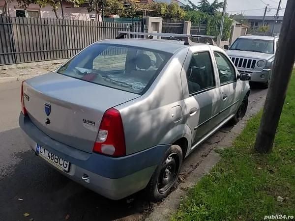 Utilizat 2007 Dacia Logan Berlinǎ | 2.000 EUR - Imagine 1/4