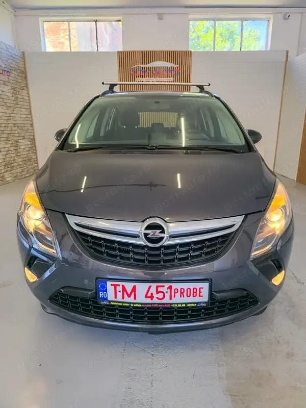 Second-hand Opel Zafira 136 CP (100 kW) 2016 Verde Monovolum