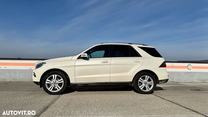 Alb Utilizat 2013 Mercedes ML250 SUV | 19.300 EUR (Preț OK) - Imagine 1/4