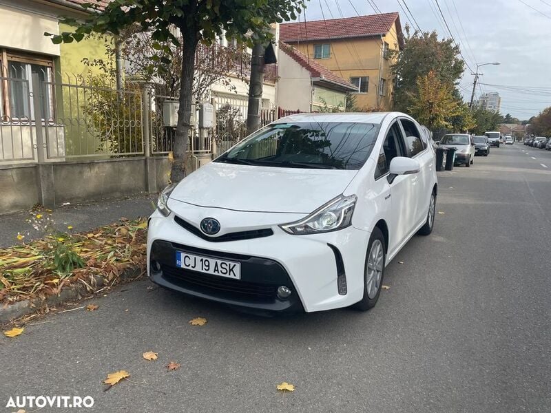 Alb Utilizat 2020 Toyota Prius+ Executive Monovolum | 14.300 EUR - Imagine 1/4