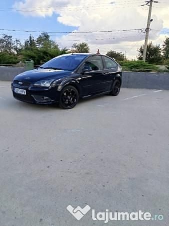 Utilizat 2007 Ford Focus Coupe | 2.100 EUR (Preț OK) - Imagine 1/4