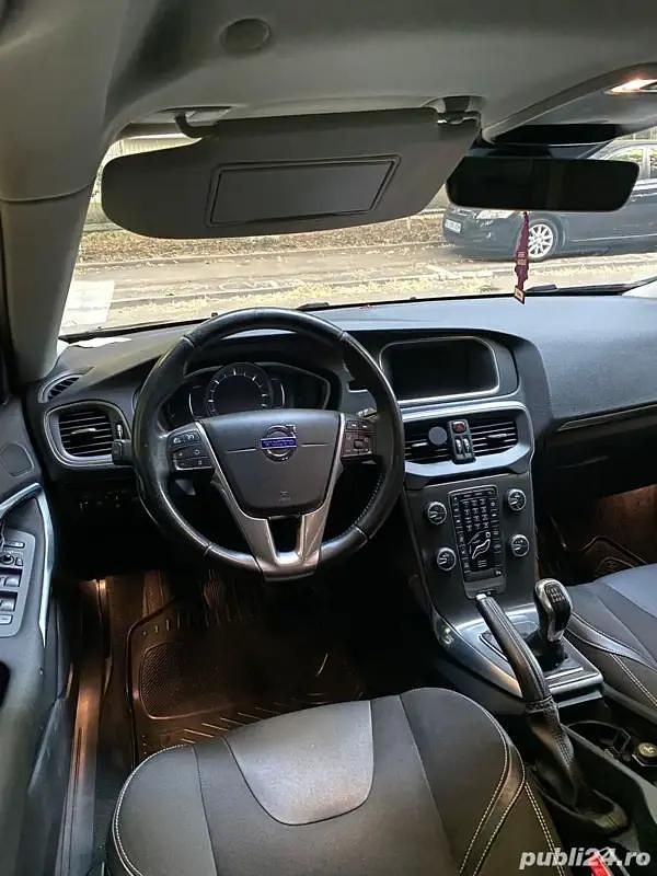 Second-hand Volvo V40 120 CP (88 kW) 2016 Break