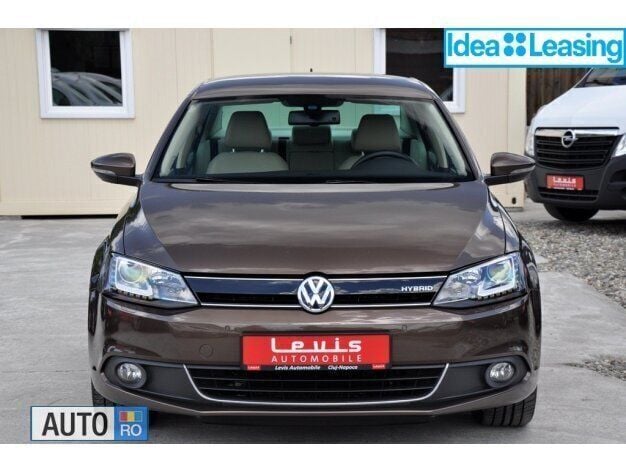 Maro Utilizat 2013 VW Jetta Berlinǎ | 14.279 EUR - Imagine 1/4