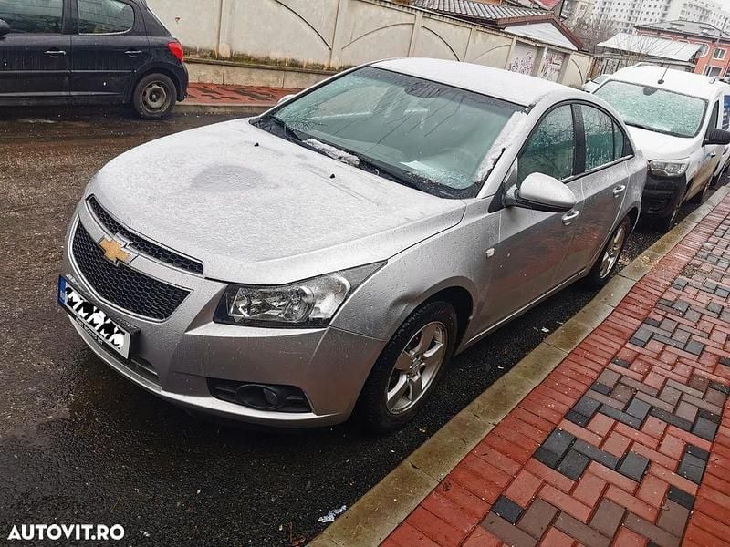 Second-hand Chevrolet Cruze LS 124 CP (91 kW) 2012 Culoaregri Hatchback