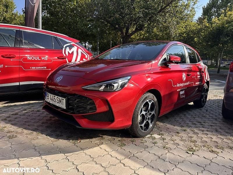 Culoarerosu Utilizat 2024 MG MG3 Hatchback | 19.200 EUR (Preț OK) - Imagine 1/4