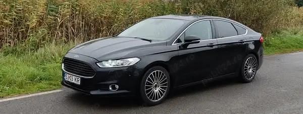 Negru Utilizat 2015 Ford Mondeo Titanium Hatchback | 7.250 EUR (Preț OK) - Imagine 1/4