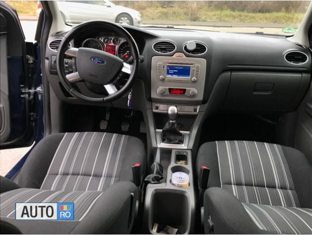 Second-hand Ford Focus 109 CP (80 kW) 2009 Albastru Break