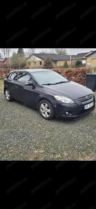 Second-hand Kia Ceed 66 CP (48 kW) 2011 Hatchback