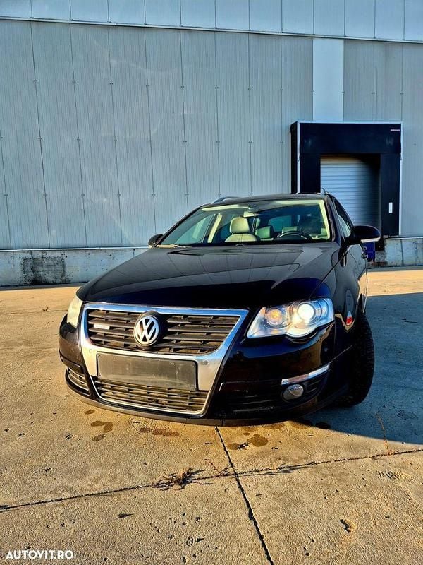 Culoarenegru Utilizat 2009 VW Passat Comfortline Break | 4.900 EUR (Preț OK) - Imagine 1/4