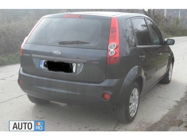 Second-hand Ford Fiesta 89 CP (65 kW) 2007 Gri Hatchback
