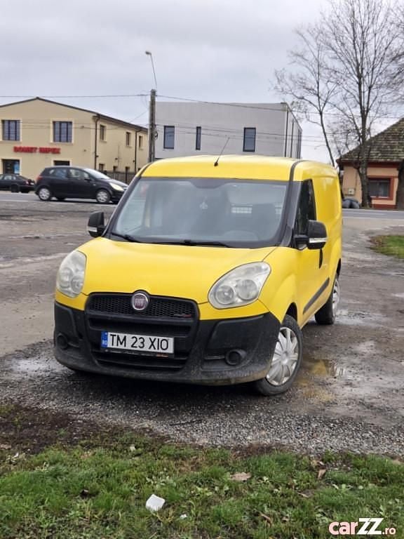 Utilizat 2012 Fiat Doblò Monovolum | 4.200 EUR - Imagine 1/4