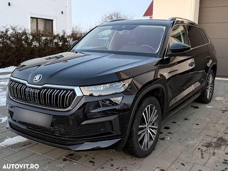 Culoarenegru Utilizat 2023 Skoda Kodiaq LAURIN & KLEMENT SUV | 32.700 EUR (Preț OK) - Imagine 1/4
