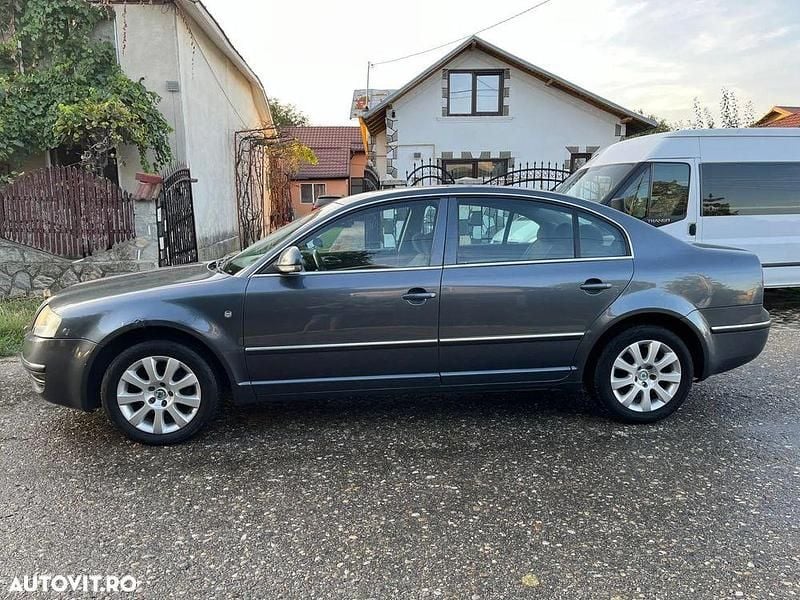Culoaregri Utilizat 2007 Skoda Superb Comfort Berlinǎ | 3.200 EUR - Imagine 1/4