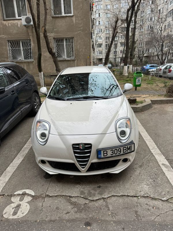 Alb Utilizat 2012 Alfa Romeo MiTo Hatchback | 5.000 EUR - Imagine 1/4