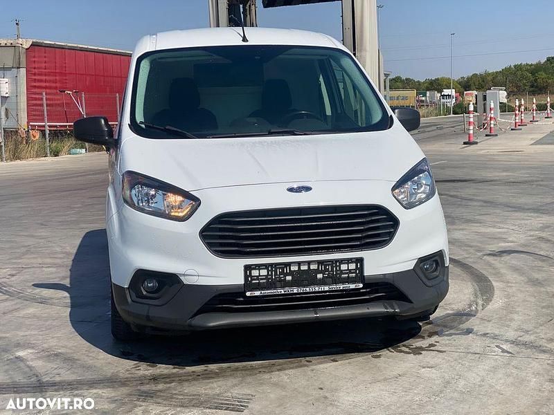 Culoarealb Utilizat 2020 Ford Courier Monovolum | 6.999 EUR - Imagine 1/4