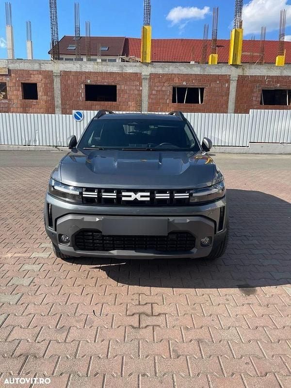 Gri Utilizat 2025 Dacia Duster SUV | 22.990 EUR - Imagine 1/4