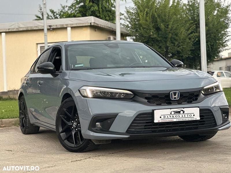 Gri Utilizat 2022 Honda Civic Sport Berlinǎ | 28.000 EUR (Preț bun) - Imagine 1/4