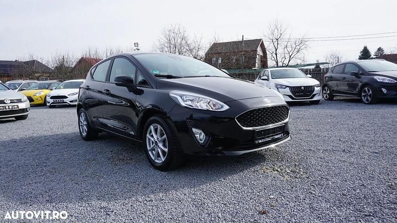 Second-hand Ford Fiesta Titanium 85 CP (62 kW) 2018 Culoarenegru Hatchback