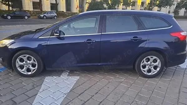 Second-hand Ford Focus Titanium 115 CP (84 kW) 2012 Albastru Break