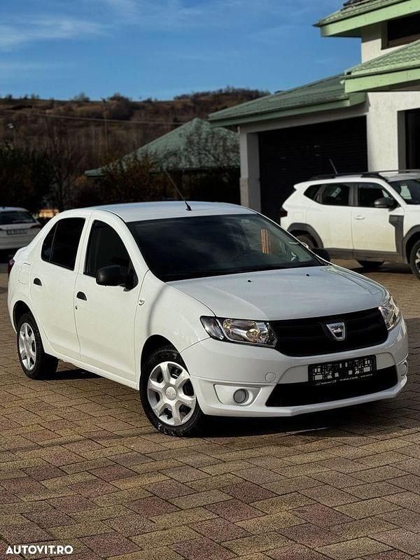 Culoarealb Utilizat 2017 Dacia Logan Berlinǎ | 4.333 EUR (Preț bun) - Imagine 1/4