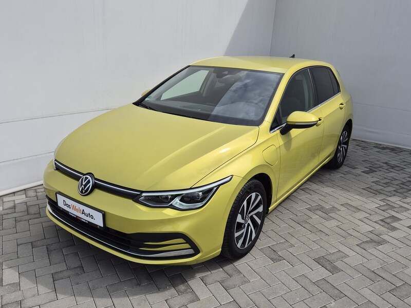 Galben deschis normal Utilizat 2021 VW Golf VIII Style Hatchback | 21.700 EUR - Imagine 1/4