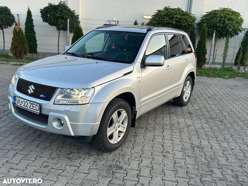 Culoaregri Utilizat 2008 Suzuki Grand Vitara Club SUV | 4.100 EUR (Preț OK) - Imagine 1/4