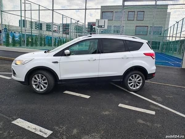 Second-hand Ford Kuga 150 CP (110 kW) 2016 Alb SUV