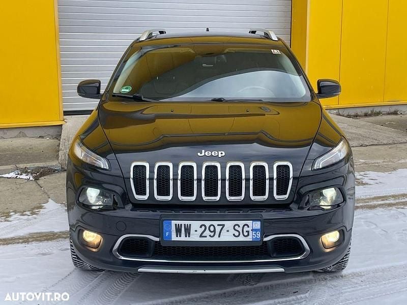 Culoarenegru Utilizat 2015 Jeep Cherokee SUV | 9.399 EUR (Super Preț) - Imagine 1/4