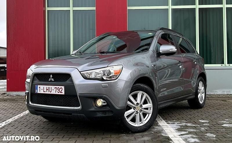 Second-hand Mitsubishi ASX Diamant Edition 150 CP (110 kW) 2012 Culoareargint SUV