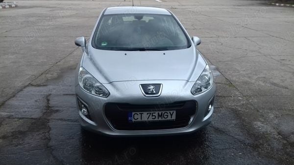 Utilizat 2011 Peugeot 308 Hatchback | 2.500 EUR - Imagine 1/4