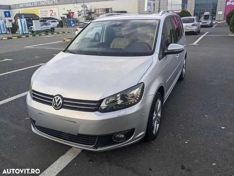 Culoaregri Utilizat 2014 VW Touran Highline Monovolum | 8.600 EUR (Preț OK) - Imagine 1/4