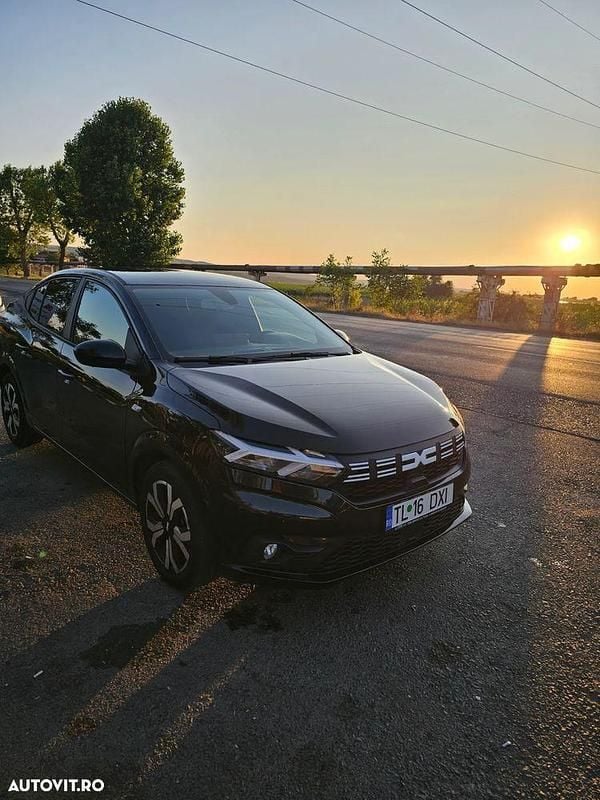 Negru Utilizat 2023 Dacia Logan Prestige Berlinǎ | 14.400 EUR (Scump) - Imagine 1/4
