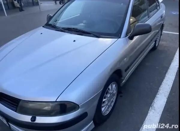 Utilizat 1994 Mitsubishi Carisma Berlinǎ | 3.500 EUR - Imagine 1/4