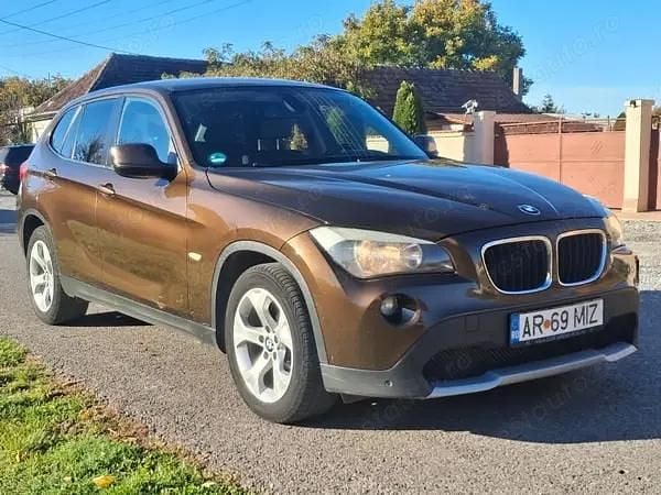 Culoaremaro Utilizat 2011 BMW X1 SUV | 4.950 EUR (Preț OK) - Imagine 1/4